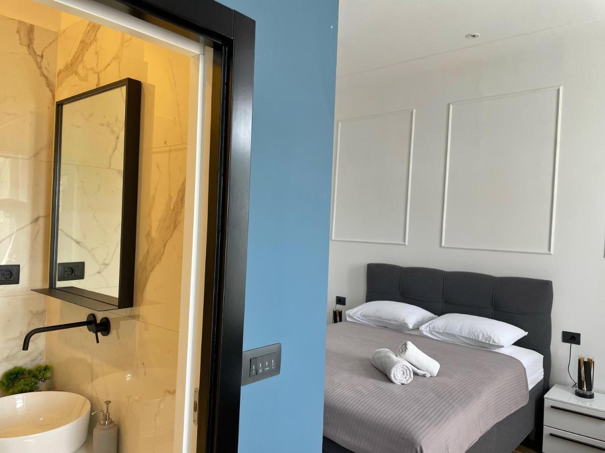Navis City Apartments Pula Luaran gambar