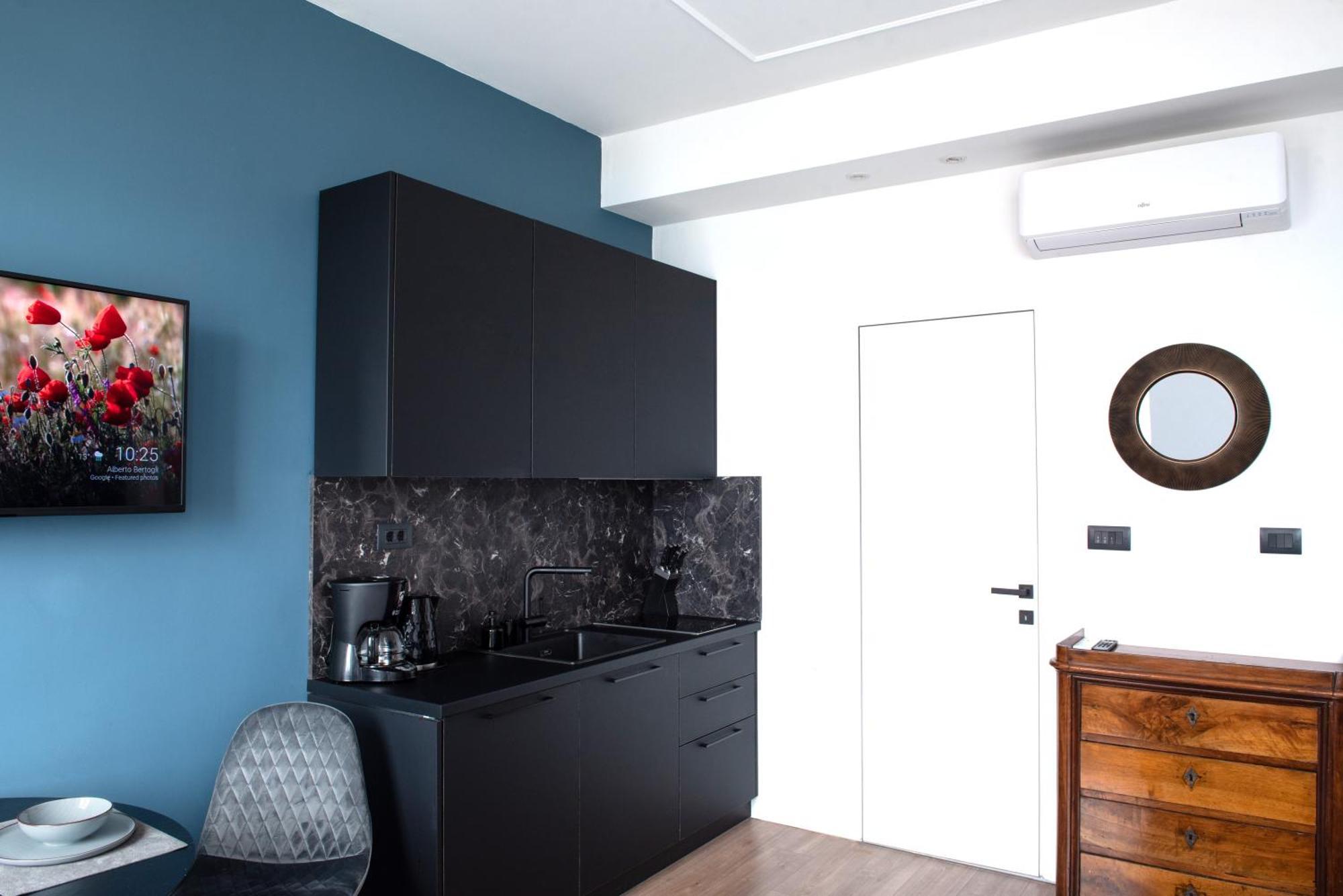Navis City Apartments Pula Luaran gambar